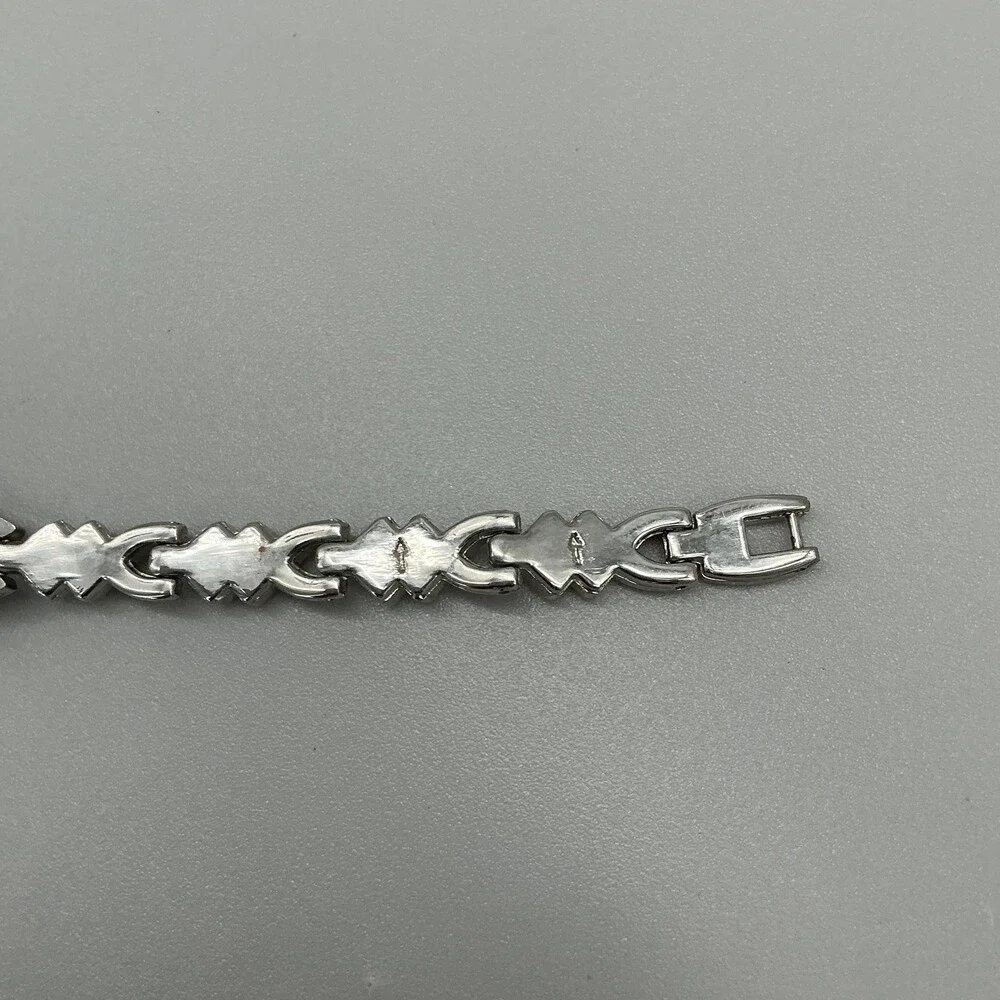 FMD FMDW8895 Womens Watch 18mm MOP Dial Silver Tone Crystals New Battery 7.25